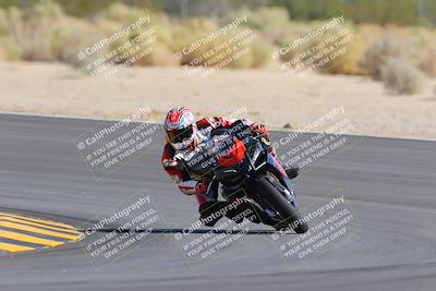 media/Oct-08-2022-SoCal Trackdays (Sat) [[1fc3beec89]]/Turn 10 (945am)/